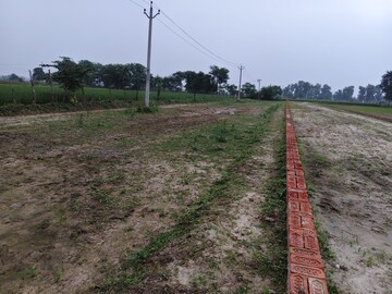  Plot – Garden View at Jankipuram Extension - for Sale