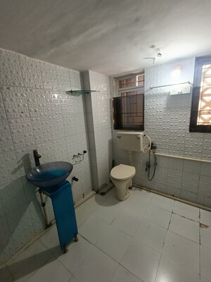 Team Area in 1 BHK Apartment at Swati Apartment Andheri West, Andheri West – for Rent