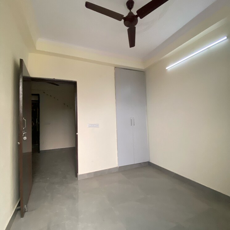 Room, chattarpur 1 Bedroom 500 Sq.Ft. Builder Floor In Chattarpur Delhi 9326276
