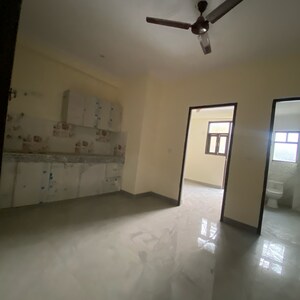 Room in 1 BHK Builder Floor at Chattarpur – for Rent