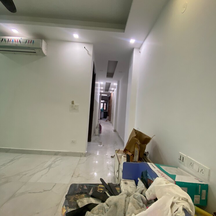 Team Area, chattarpur 3 Bedroom 1000 Sq.Ft. Builder Floor In Chattarpur Delhi 9326279