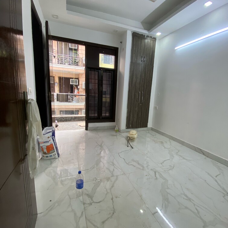 Cover Image, chattarpur 3 Bedroom 1000 Sq.Ft. Builder Floor In Chattarpur Delhi 9326279