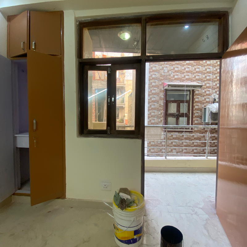 2 BHK + Servant Room Builder Floor For Rent in Chattarpur