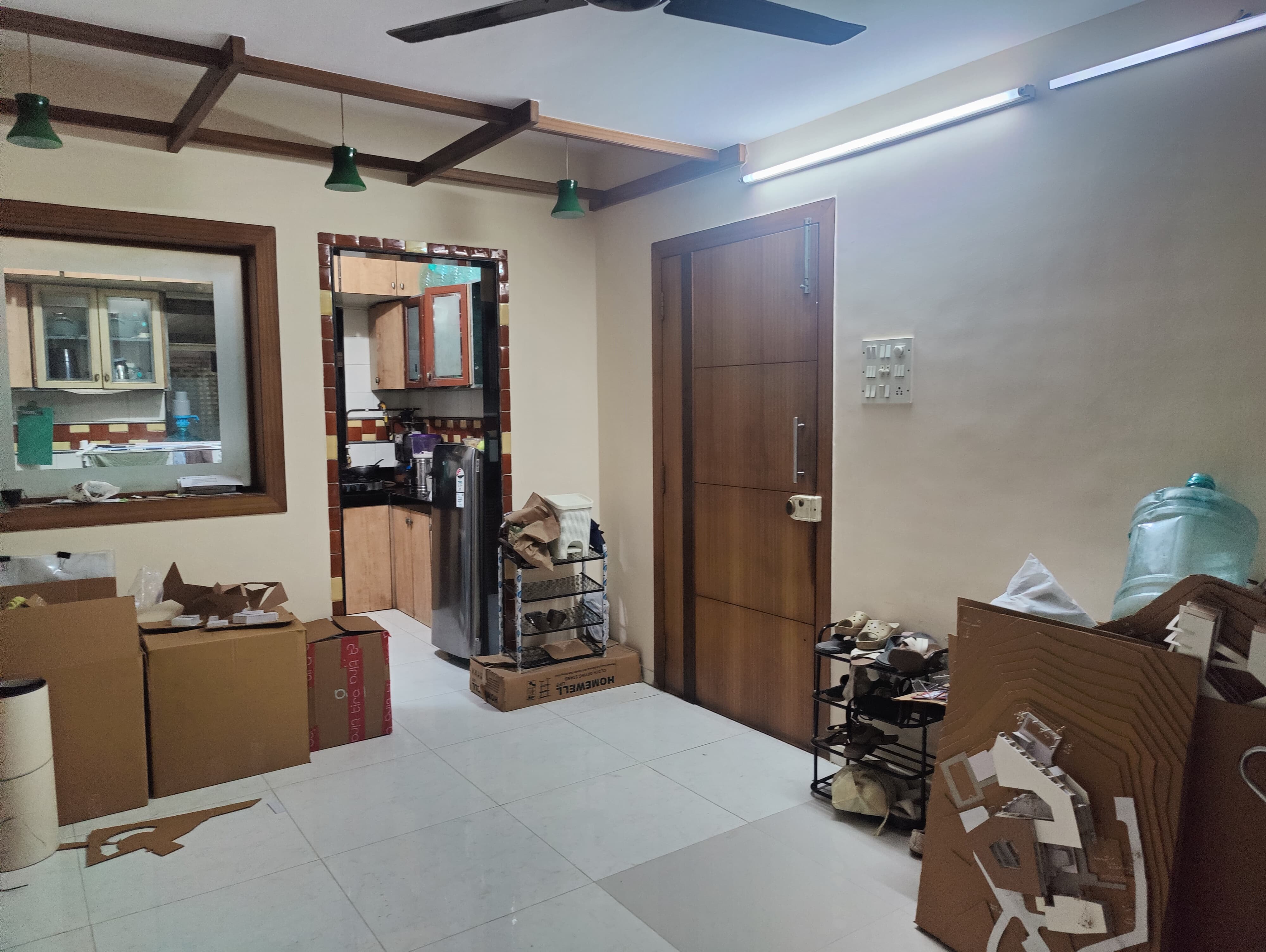 1.5 BHK + Pooja Room Apartment For Rent in Harish Apartment Mahim
