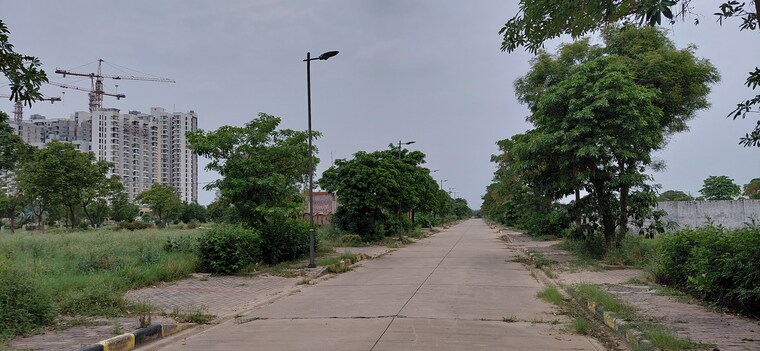 undefined, supertech-golf-country-plots  200 Sq.Yd. Plot In Sector 22b Yamuna Expressway Greater Noida 9326326