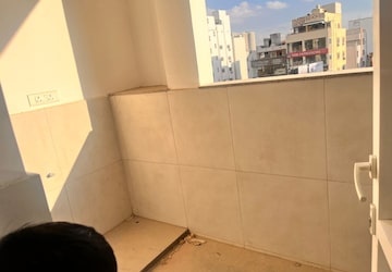 Bathroom in 3 BHK Apartment at Rajapushpa Provincia, Narsingi – for Sale