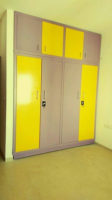 Room in 3 BHK Apartment at Jp Nagar Phase 7 – for Sale