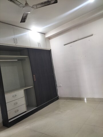 2 BHK Builder Floor For Rent in Sector 9a