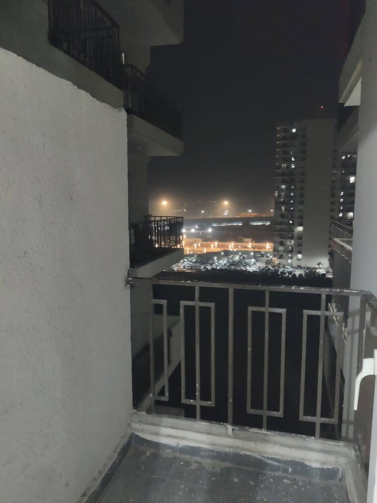 Exterior View, signature-global-the-roselia 2 Bedroom 514 Sq.Ft. Apartment In Sector 95a Gurgaon 9326478