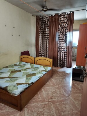 Bedroom in Studio Apartment at Andheri East – for Rent