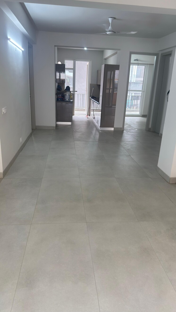 Room, sav-gulnaar-meadows 3 Bedroom 1800 Sq.Ft. Apartment In Ambala Highway Zirakpur 9326509