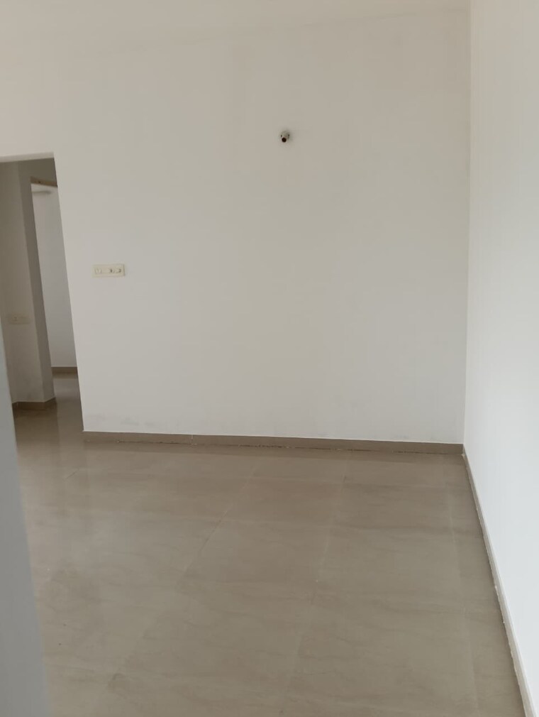 Room, dombivli east 1 Bedroom 500 Sq.Ft. Apartment In Dombivli East Thane 9326518