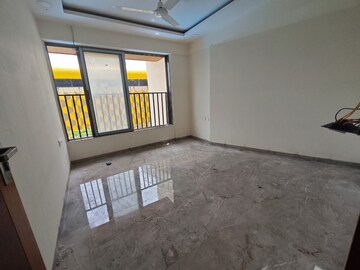 Room in 2 BHK Apartment at Shagun Krishvi Residency, Chembur – for Rent