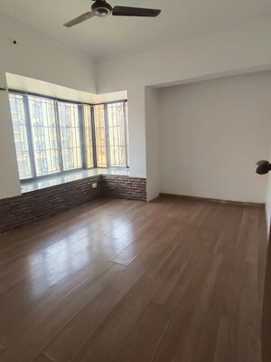 Room in 3 BHK Apartment at Runwal Garden City, Balkum Pada – for Rent