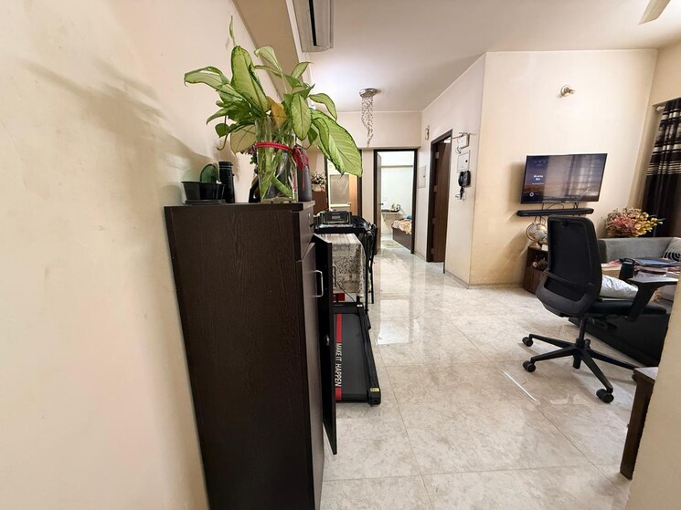 Living Room, lodha-amara 1 Bedroom 472 Sq.Ft. Apartment In Kolshet Road Thane 9326545