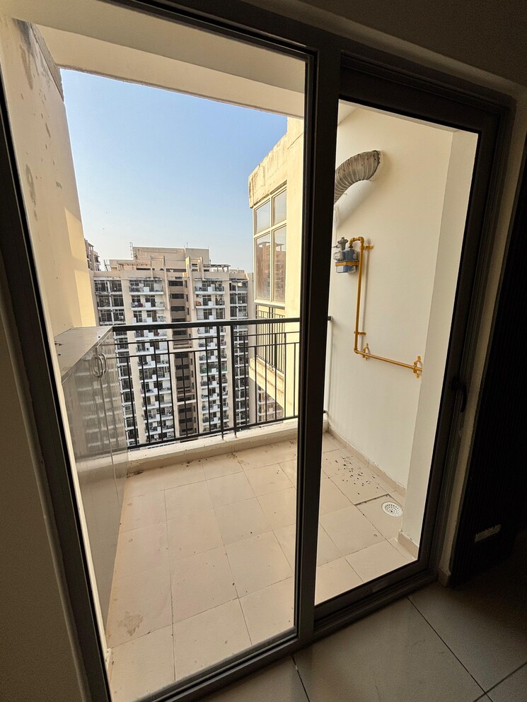 Balcony, eureka-diya-green-city 2.5 Bedroom 1110 Sq.Ft. Apartment In Raj Nagar Extension Ghaziabad 9326553