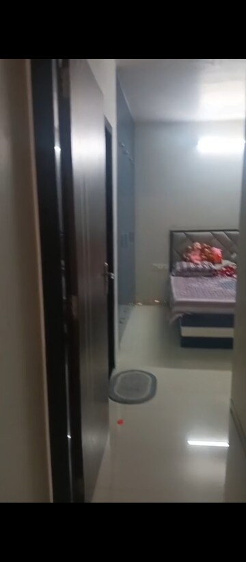 Bathroom in 1 BHK Apartment at Dombivli East – for Rent