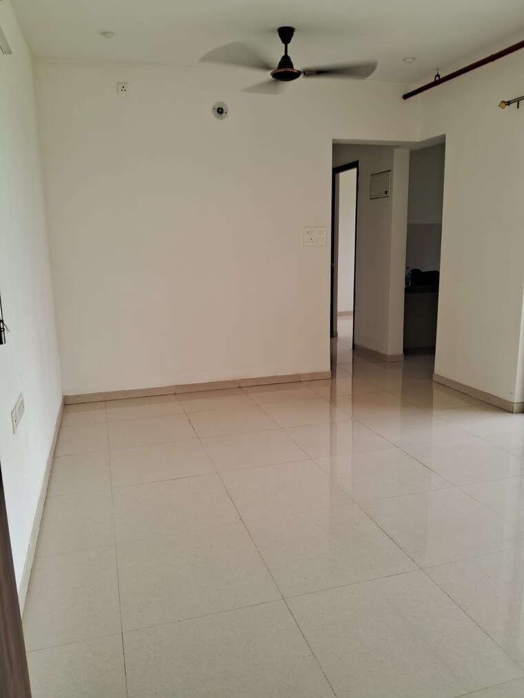 Room, dombivli east 1 Bedroom 500 Sq.Ft. Apartment In Dombivli East Thane 9326647