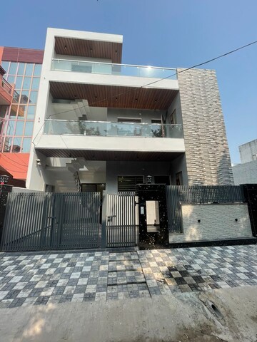 6 BHK Independent House For Sale in Ambala Highway