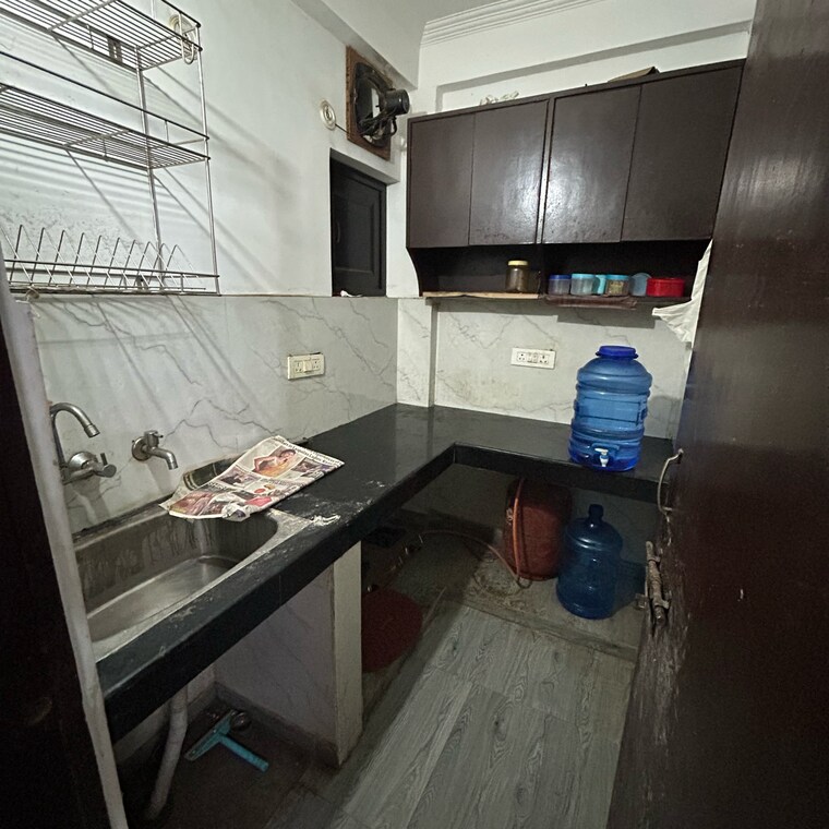 Kitchen, kotla mubarakpur 2 Bedroom 700 Sq.Ft. Builder Floor In Kotla Mubarakpur Delhi 9326705