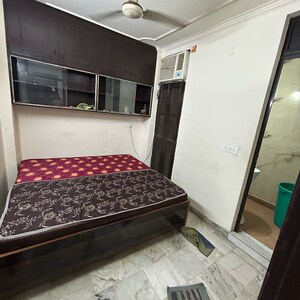 Bedroom in 2 BHK Builder Floor at Kotla Mubarakpur – for Rent