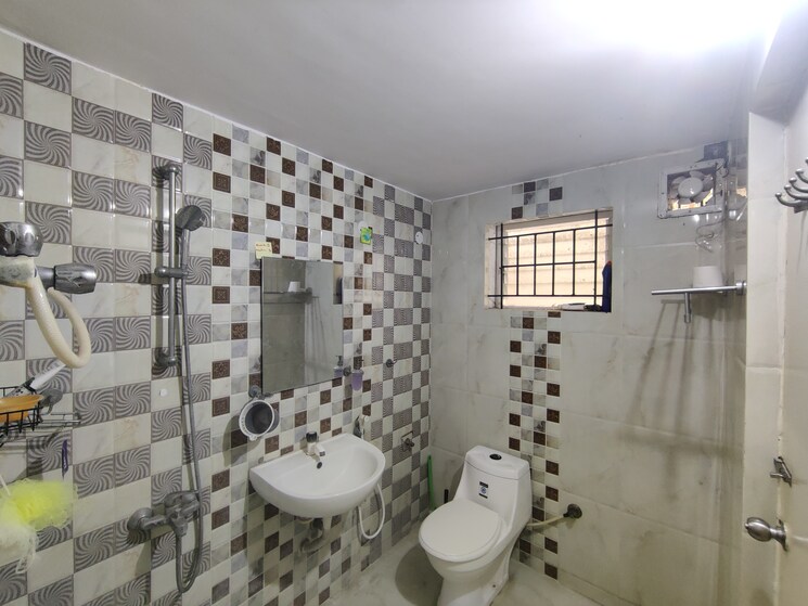 Bathroom, mc-sarovar 2 Bedroom 1077 Sq.Ft. Apartment In Kr Puram Bangalore 9326748