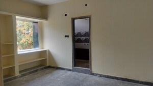 Room in 5 BHK Independent House at Bandlaguda Jagir – for Sale