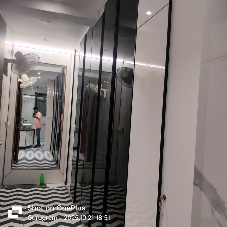 Other, sector 15 4 Bedroom 4000 Sq.Ft. Builder Floor In Sector 15 Gurgaon 9326879