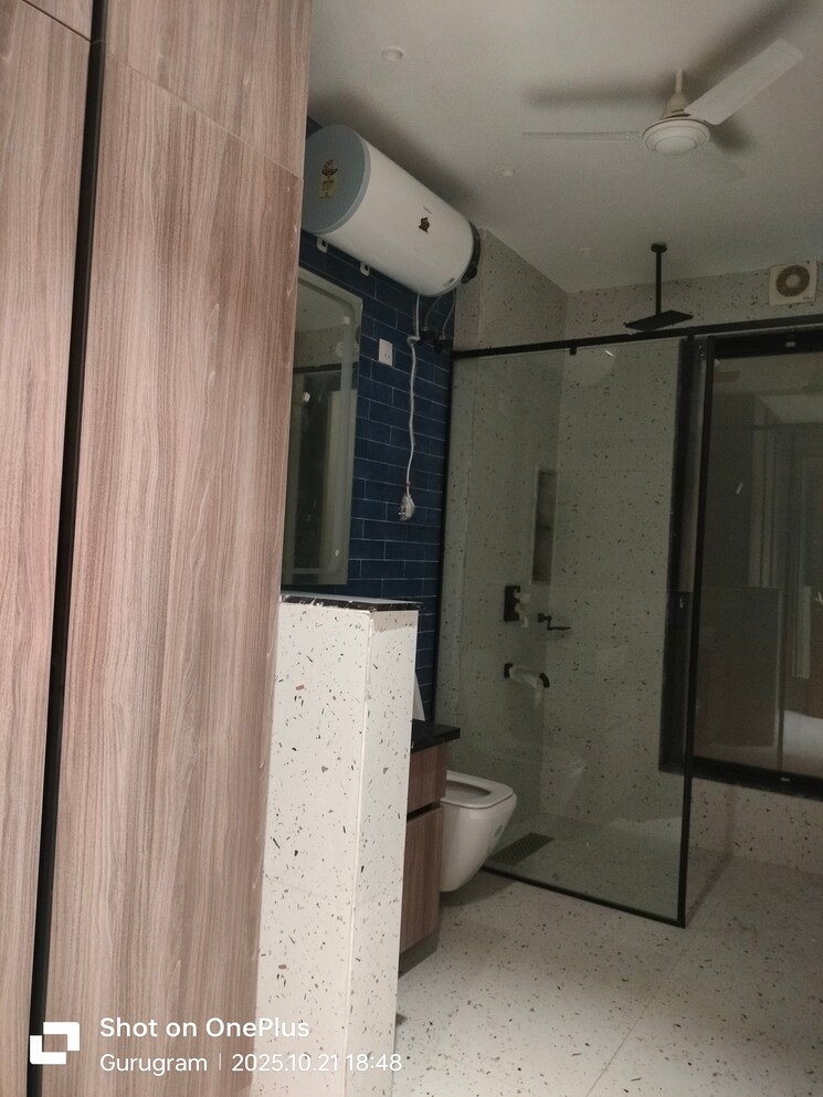 Bathroom, sector 15 4 Bedroom 4000 Sq.Ft. Builder Floor In Sector 15 Gurgaon 9326879