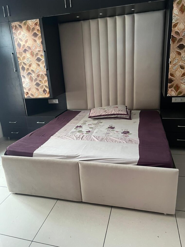 Bedroom, sector 14 2 Bedroom 500 Sq.Ft. Penthouse In Sector 14 Sonipat 9326881