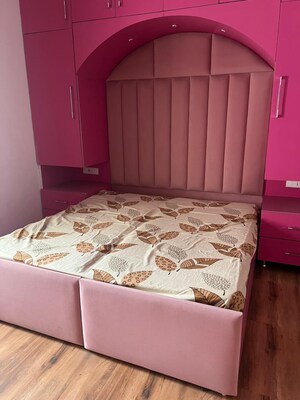 Bedroom in 2 BHK Penthouse at Sector 14 – for Rent