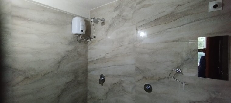 Bathroom, sakinaka Pg For Boys & Girls In Sakinaka 9326903