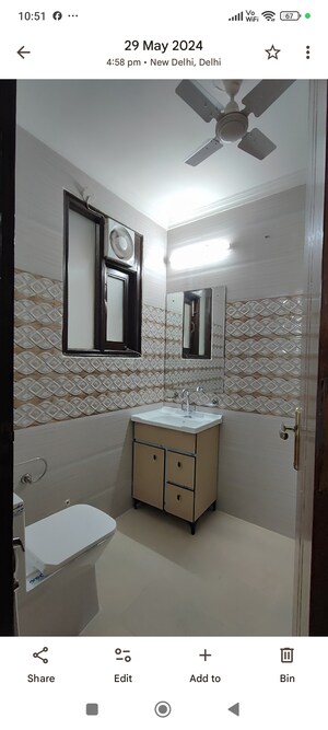 Room in 4 BHK Builder Floor at Chattarpur – for Rent