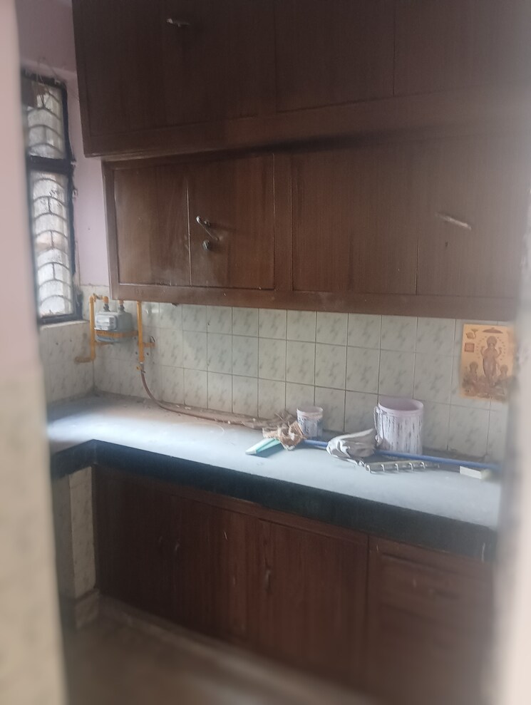 Kitchen, rwa-vasundhara-sector-4a 2.5 Bedroom 850 Sq.Ft. Apartment In Vasundhara Sector 4 Ghaziabad 9327019