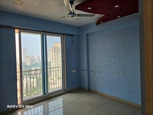 Room in 3 BHK Apartment at Vijay Nakshatra, Ghodbunder Road – for Rent