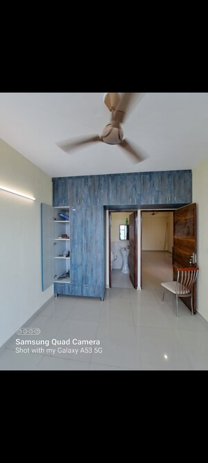 Room in 2 BHK Apartment at Pyramid Pride, Sector 76 – for Rent