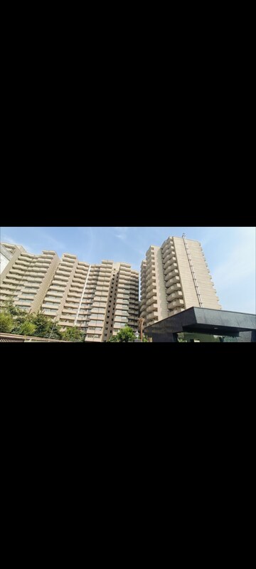 2 BHK Apartment – Exterior View View at Pyramid Pride, Sector 76 - for Rent