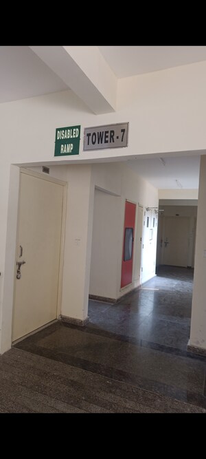 Room in 2 BHK Apartment at Pyramid Pride, Sector 76 – for Rent