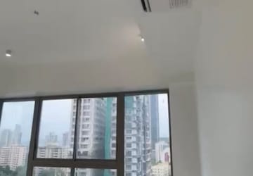 Room in 3 BHK Apartment at Prestige Jasdan Classic, Mahalaxmi – for Rent