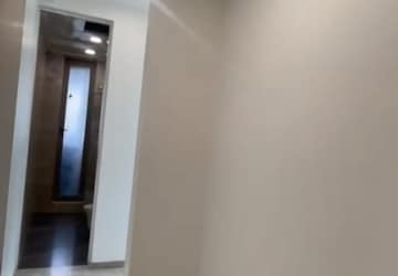 Building Lobby in 3 BHK Apartment at Prestige Jasdan Classic, Mahalaxmi – for Rent