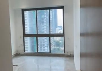 Room in 3 BHK Apartment at Prestige Jasdan Classic, Mahalaxmi – for Rent