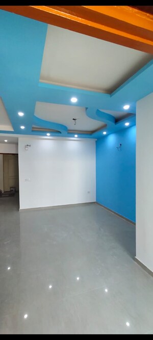 Room in 2 BHK Apartment at Pyramid Urban Homes, Sector 70a – for Sale