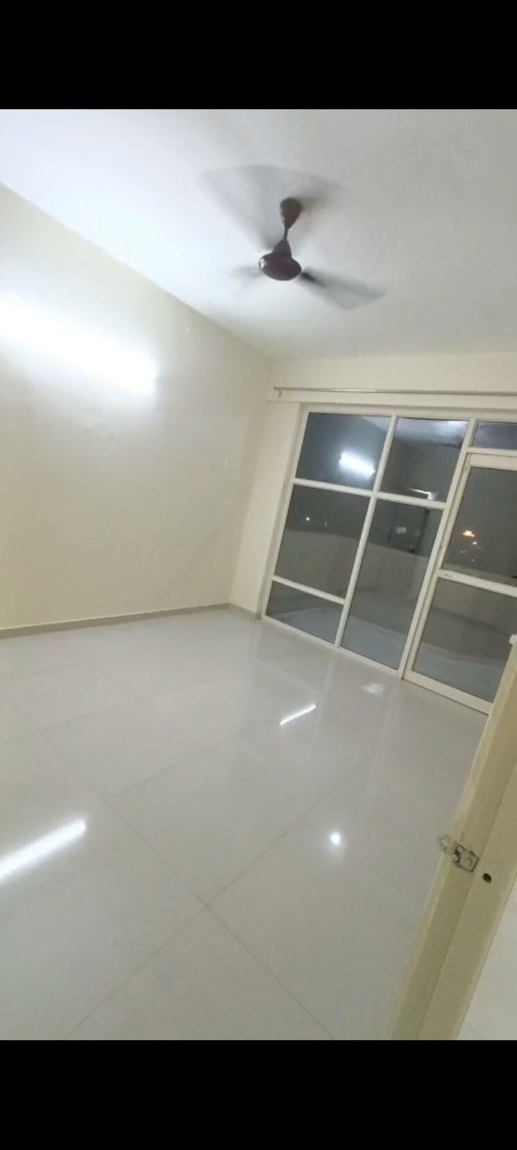 Room, pyramid-urban-homes 2 Bedroom 625 Sq.Ft. Apartment In Sector 70a Gurgaon 9327064