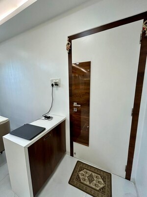 Furnished Amenities in 2 BHK Apartment at Thane West – for Rent