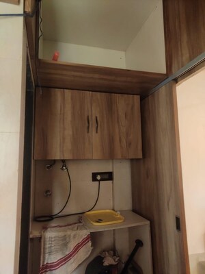 Furnished Amenities in 1 RK Apartment at Adarsh Nagar CHS Worli, Worli – for Rent