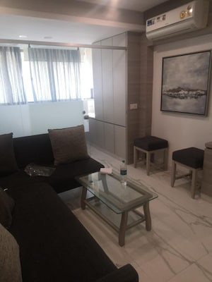 Team Area in 1 BHK Apartment at Nutan Madhuban Apartment, Worli – for Rent