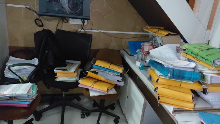 Team Area, bbd bagh Commercial Office Space 1000 Sq.Ft. In Bbd Bagh Kolkata 9327091