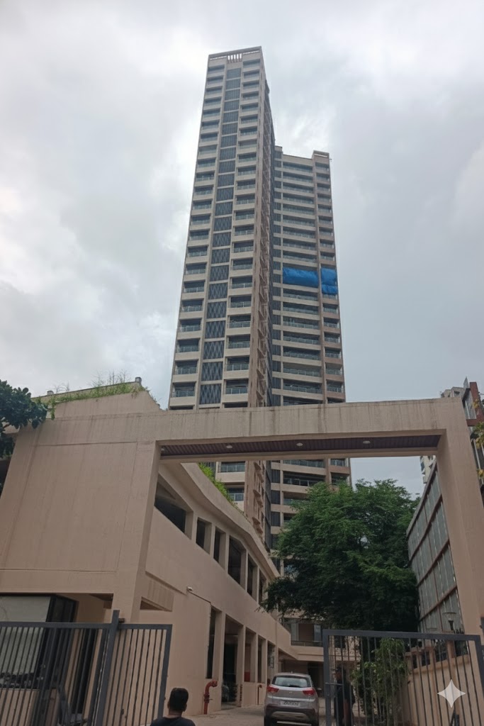 3 BHK 1500 Sq.Ft. Apartment in Surbhi CHS Andheri West