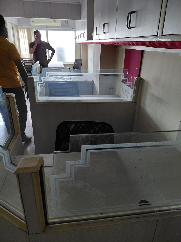 Kitchen, minto park Commercial Office Space 800 Sq.Ft. In Minto Park Kolkata 9327125