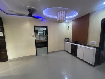 Room in 3 BHK Penthouse at Mahada Layout, Malad West – for Rent